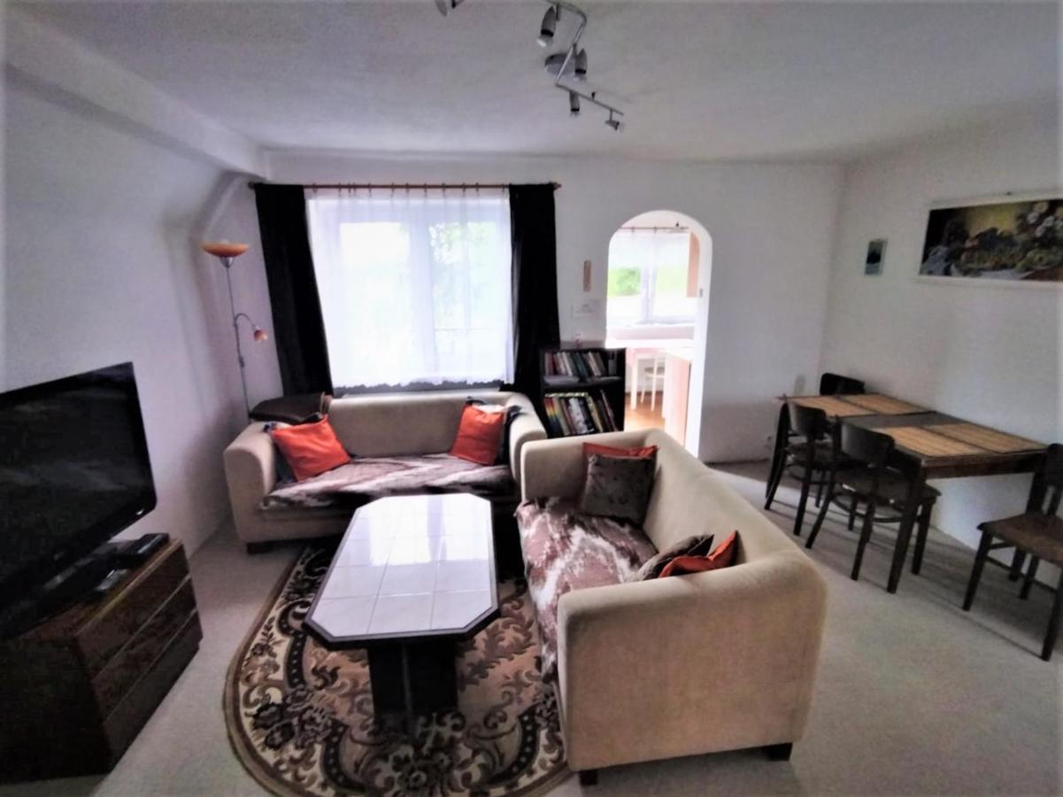 Apartman Se Zahradou Krnov Exterior foto
